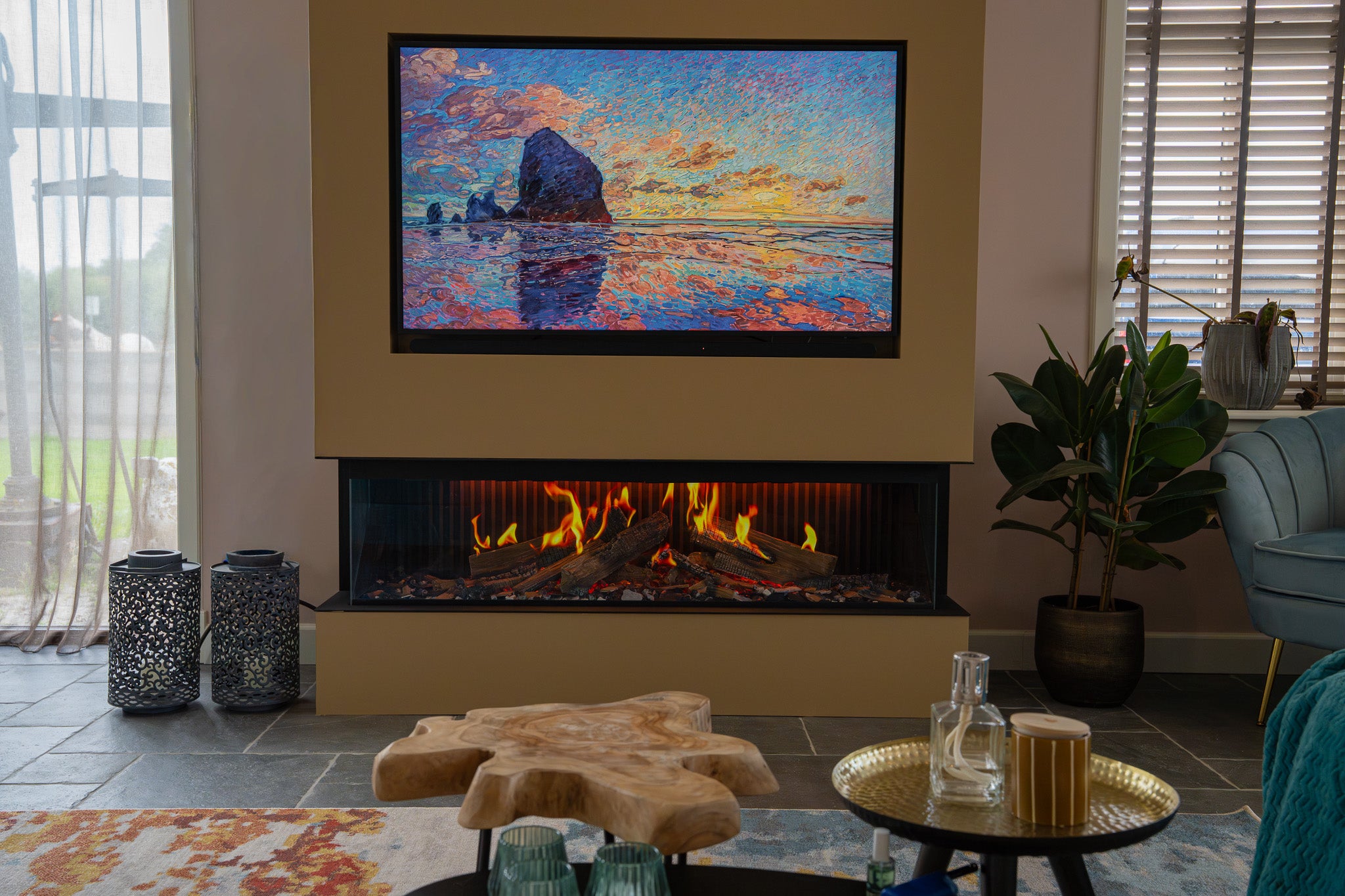 Cinewalls mit Kamin