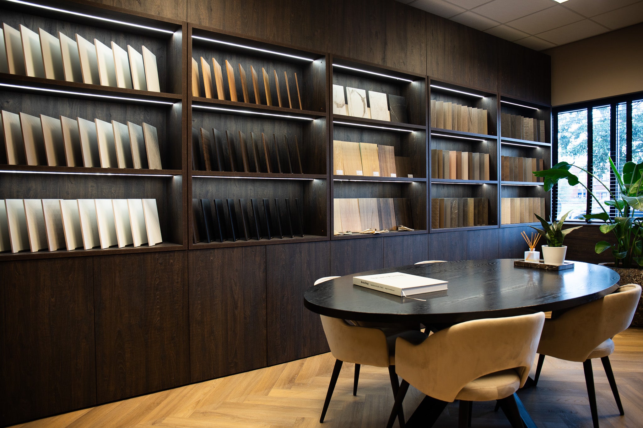 Showroom-Inspiration mit über 120 Kaminen